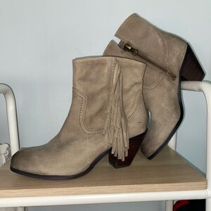 NWOT SAM EDELMAN BOOTS - SIZE 7.5